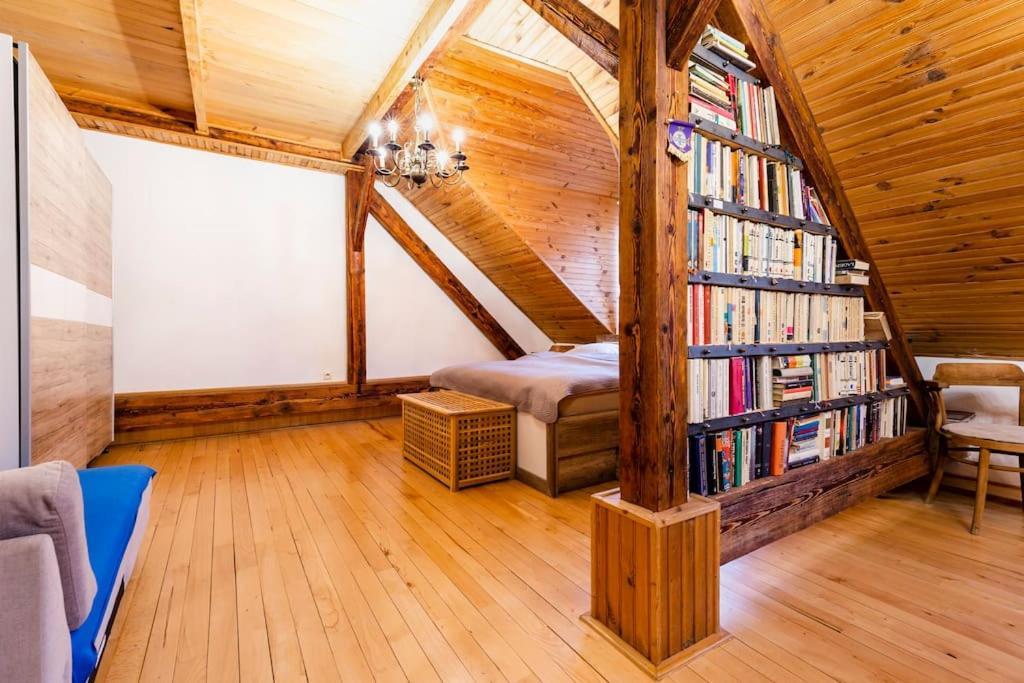 Rooftop 180M2 Loft With Private Sauna, Братислава Екстериор снимка