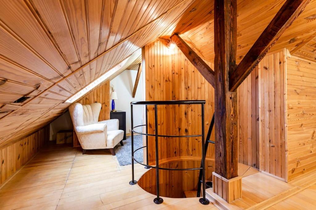 Rooftop 180M2 Loft With Private Sauna, Братислава Екстериор снимка
