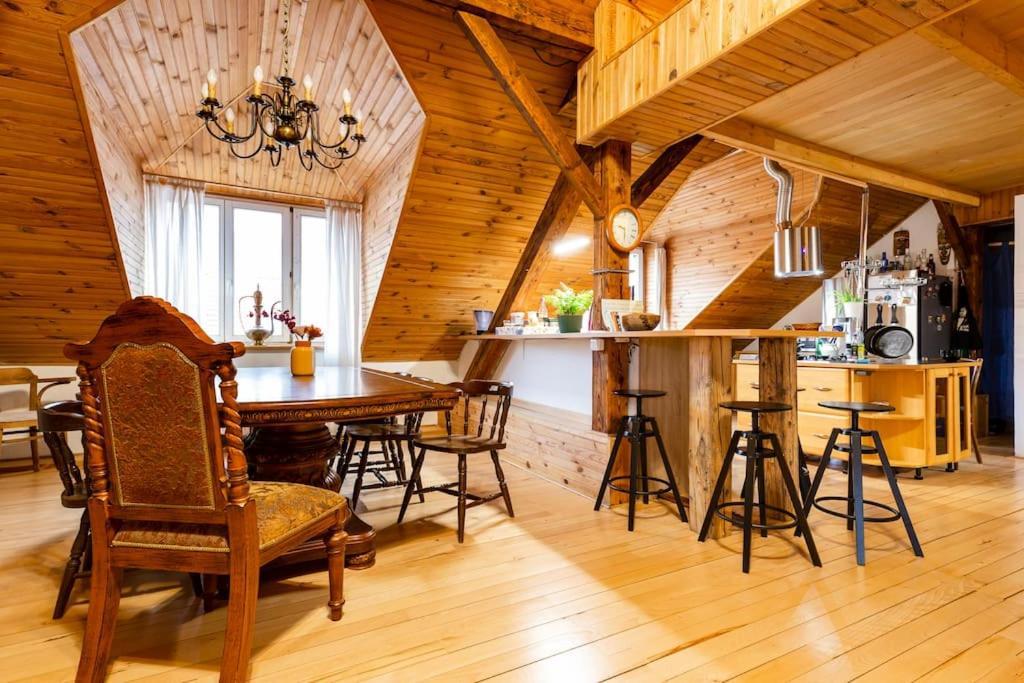 Rooftop 180M2 Loft With Private Sauna, Братислава Екстериор снимка